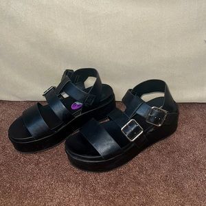 Black Soda lug sole ankle strap platform Sandals